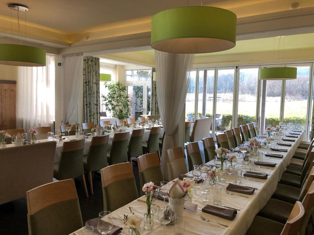 Hotel Restaurant Fidi Wolfsthal  Exterior foto